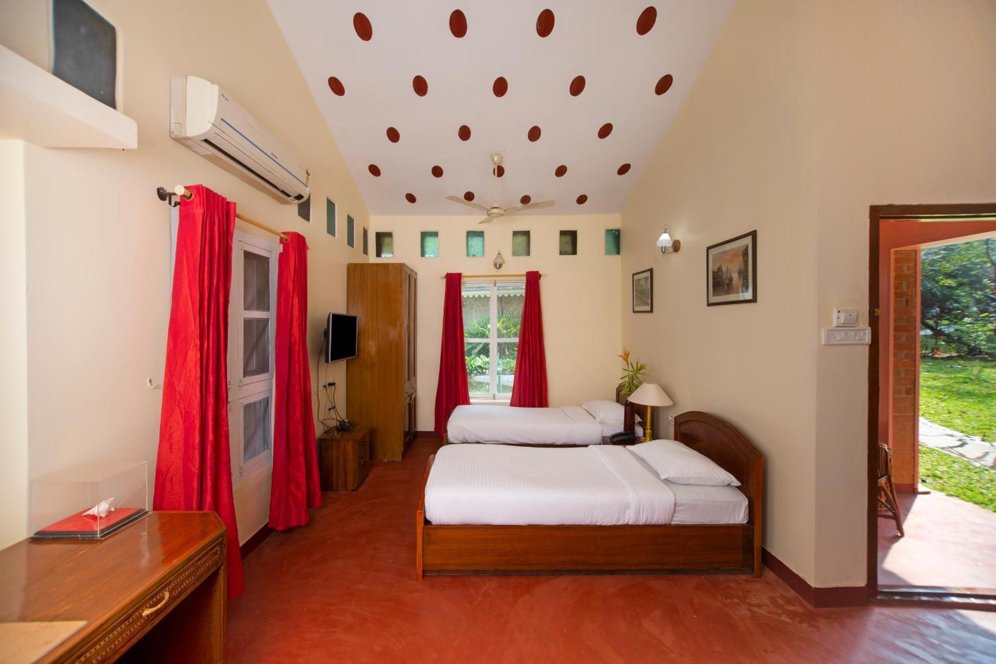 Kairali - The Ayurvedic Healing Village Palakkad Exterior photo